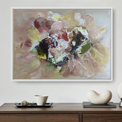 Abstrakt original konstverk "Whispered Bloom" 50x70cm med vit galleri ram